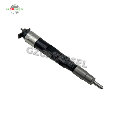 acheter Injecteur de carburant 095000-5200 RE518724 RE524363 SE501938 pour le moteur 6081 online manufacture