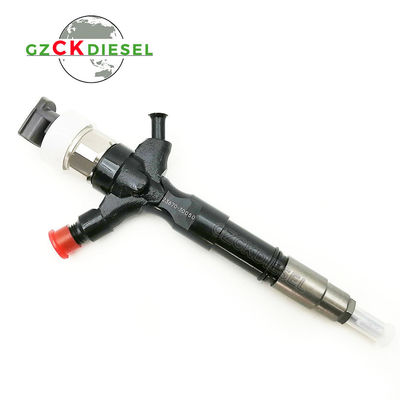 Injecteur Common Rail 23670-30050 095000-5881 pour TOYOTA HIACE 2KD-FTV